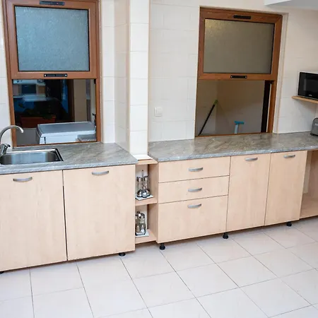 Nyaraló даяница