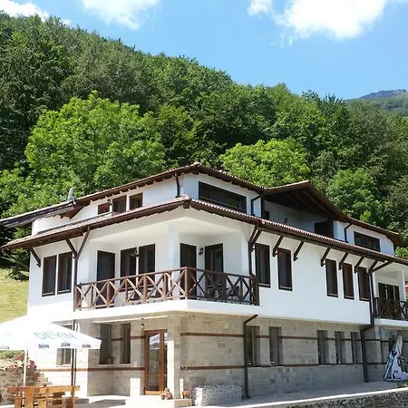 Holiday home даяница