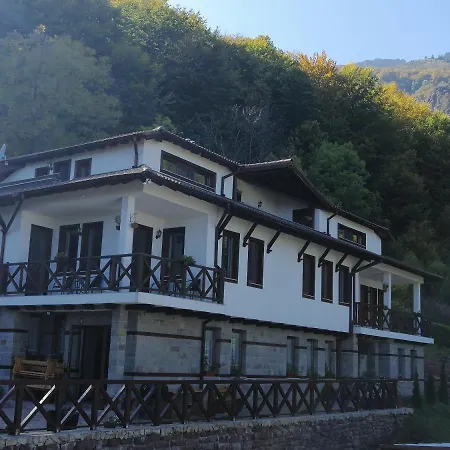 даяница Tatil Evi